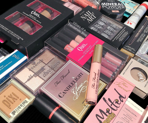 Win-Diary-of--Trendaholic-Fall-Makeup