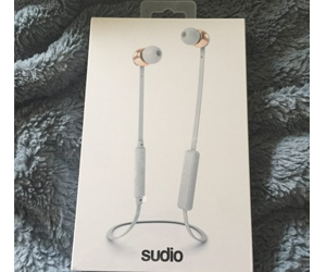 win-sudio-wireless-headphones