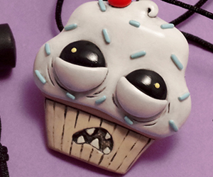 win-an-ugly-cupcake-necklace