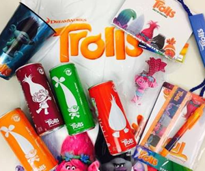 win-trolls-swag-bag