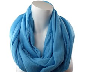 win-a-hot-read-and-cool-scarf