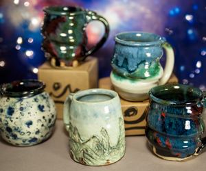 win-five-free-pottery-mugs