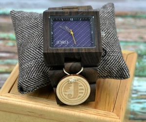 win-the-delmar-dark-sandalwood-wood-watch