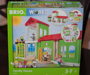 win-wonder-forge-brio-fire-station-suspicion-giveaway