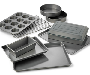 win-a-calphalon-nonstick-bakeware-10-piece-set