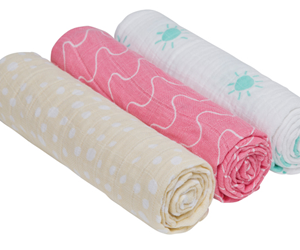 win-a-set-of-swaddling-and-burp-blankets