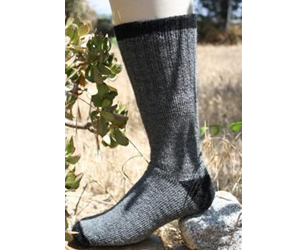 win-outdoor-adventure-alpaca-socks