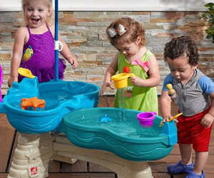 win-a-spill-splash-seaway-water-table