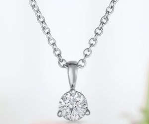 WIN-AN-AIDIA-14K-WHITE-GOLD-DIAMOND-NECKLACE!