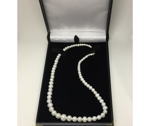 Win-Graduated-Strand-of-Pearls