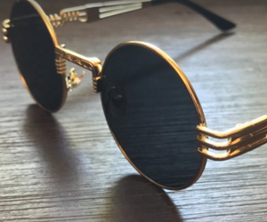 Win-a-pair-of-gold-black-frames