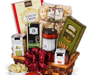 Win-GourmetGiftBaskets-com-Table-in-Tuscany-Italian-Gift-Basket-Giveaway