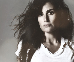 Win-Sing-onstage-with-Idina-Menzel-in-Las-Vegas!