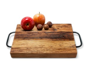 Win-Lost-Pines-Art-Bazaar-Europe2You-Farmhouse-Cutting-Board